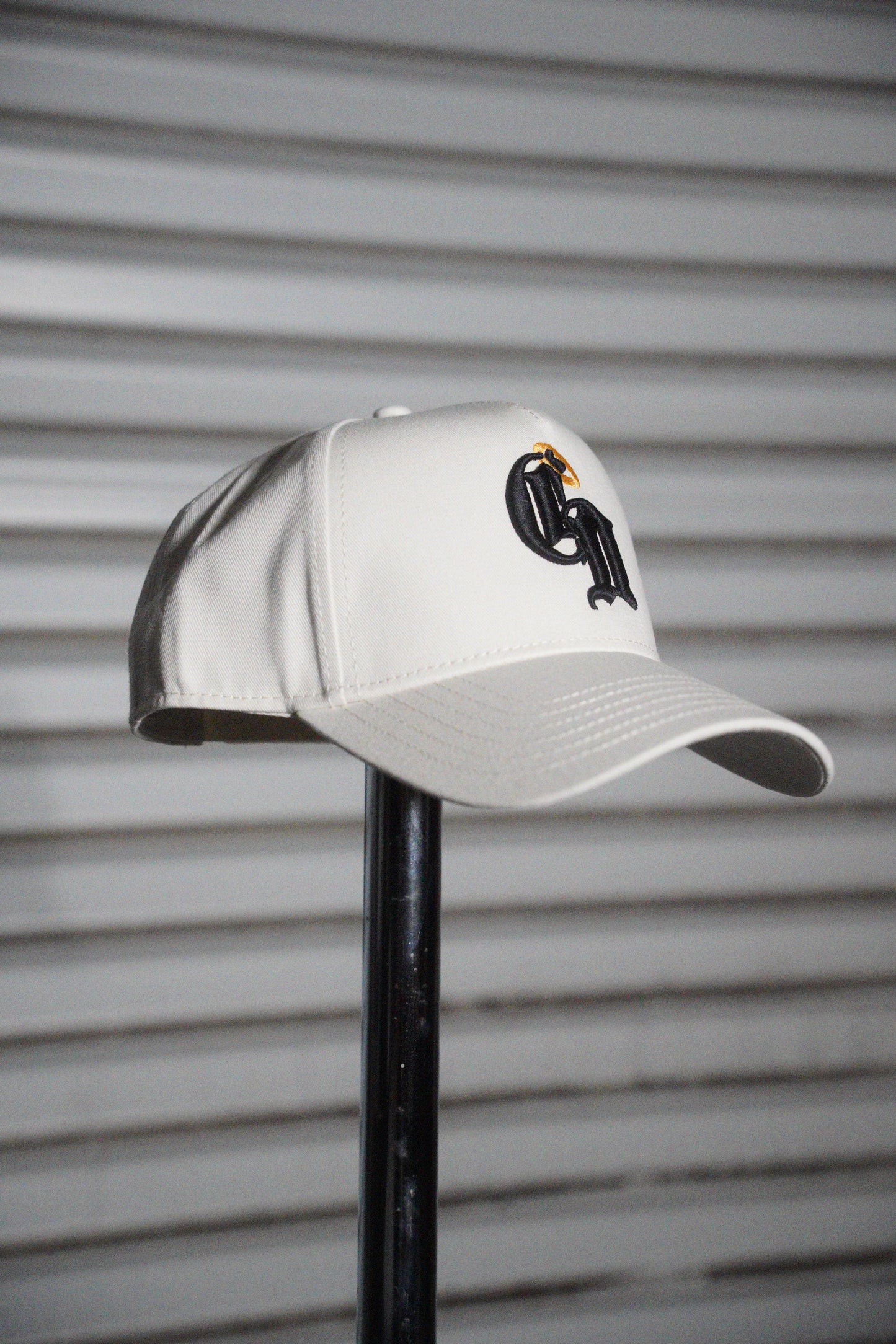 CD Trucker Hat Ecru