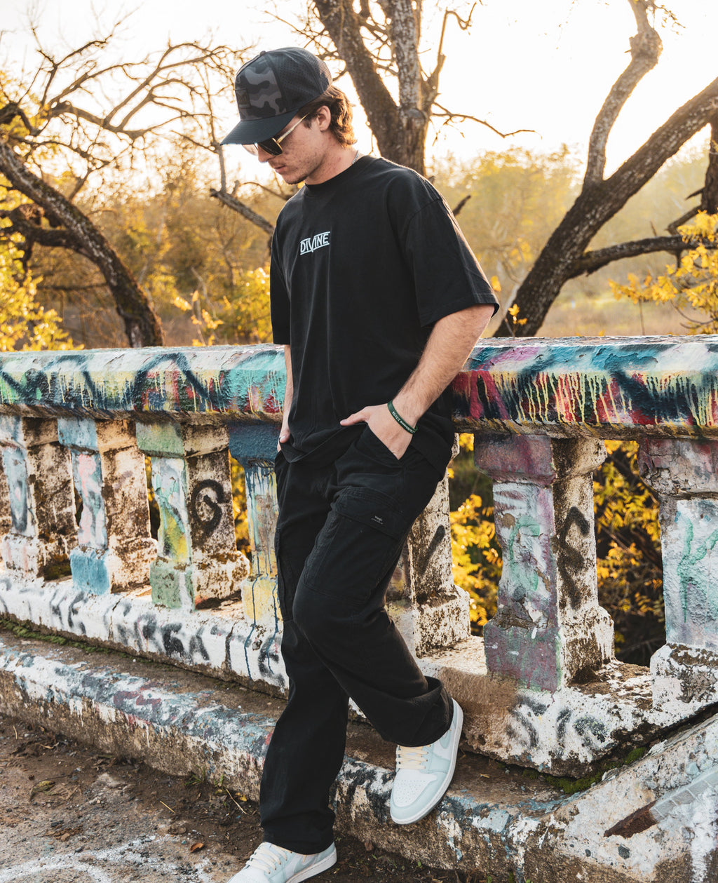 Oversized "Powder" Tee Black