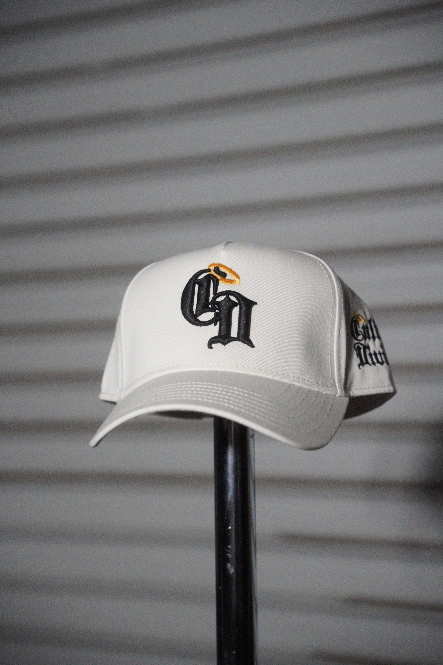CD Trucker Hat Ecru