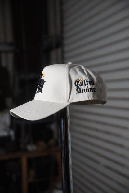CD Trucker Hat Ecru